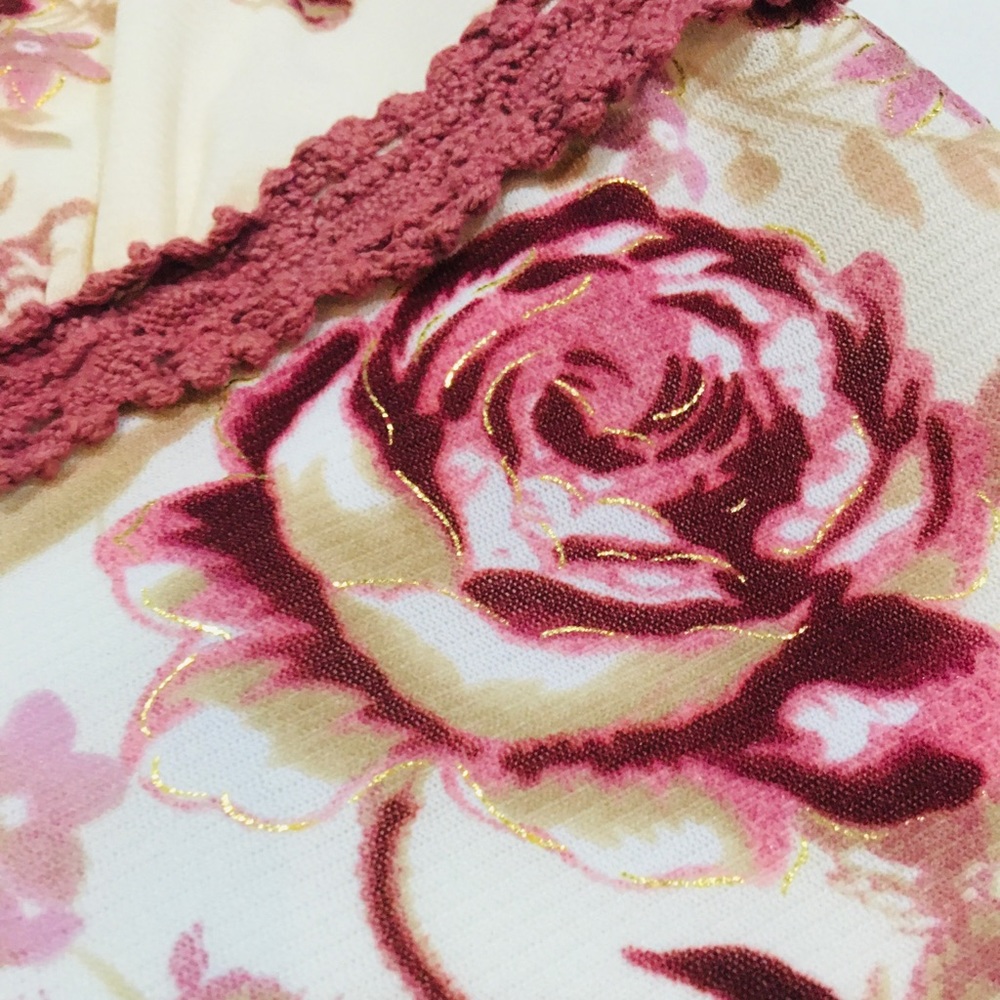 Cream and Pink Floral Mermaid Flare Dress with Gold Detailed Roses - Picture 12 of 13